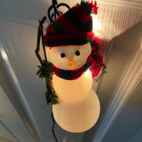 5 Electric White snowman with red & green scarf & hat - Picture 14 of 15